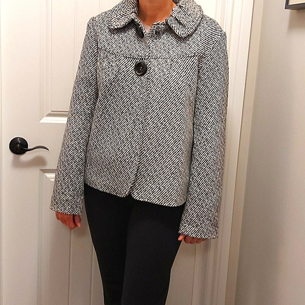 Jacket - Picture 5 of 5